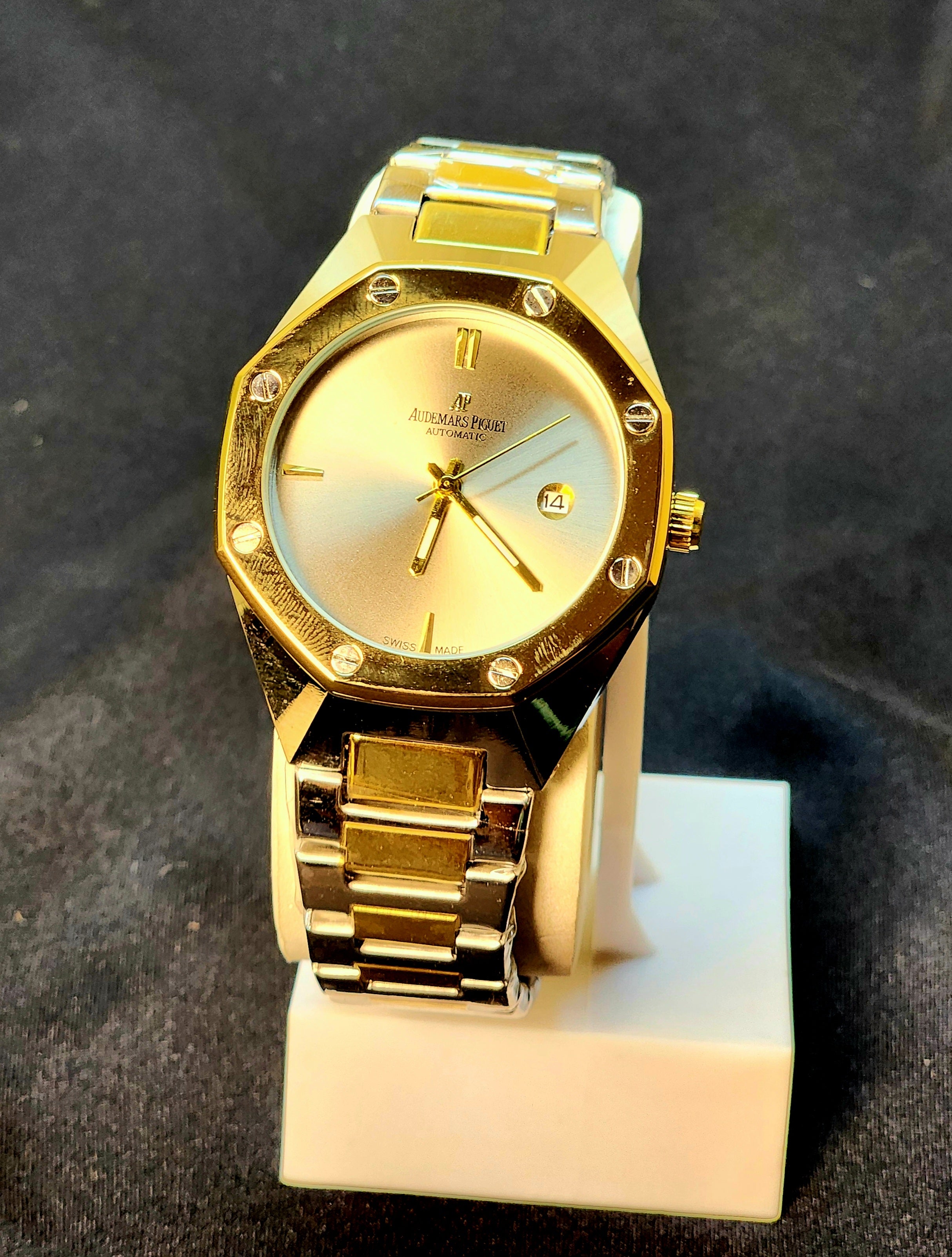 AP LUXURY WATCH FOR MEN